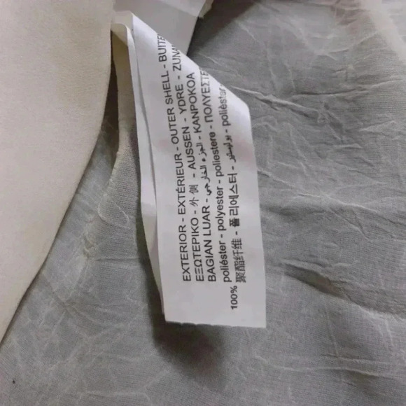 NWT ZARA RUFFLED BLOUSE - Picture 4 of 6